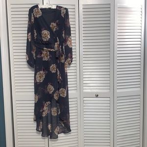 Lily Rose Floral Dress - Medium